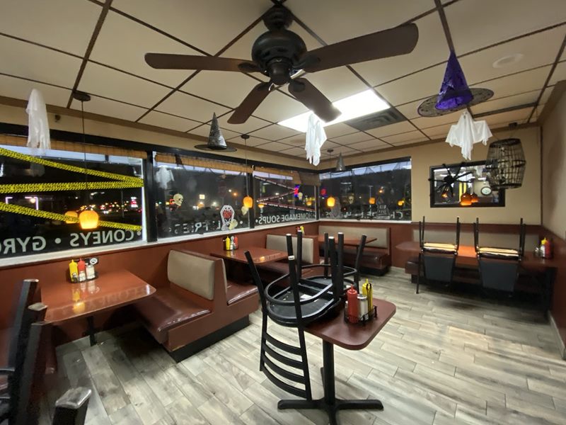 Bizzy Bee Coney Island interior